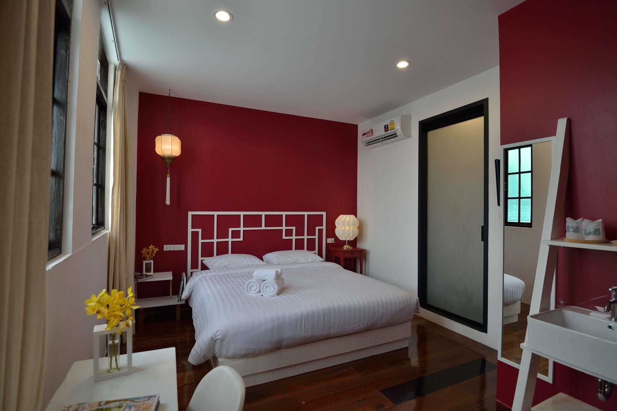 The Rommanee Classic Guesthouse Phuket Exterior foto
